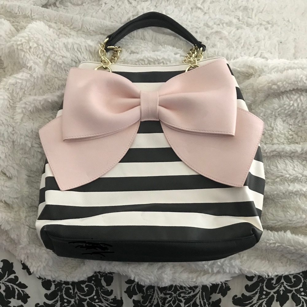 Betsey Johnson Pink Bow stripe tote 🎀